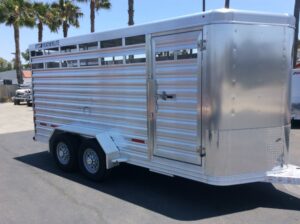 2025 Featherlite 6' 7" x 16' HORSE TRAILER Livestock trailer